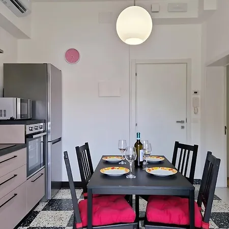 Wi-fi Climate Near The Sea - We Host Apartament Porto SantʼElpidio